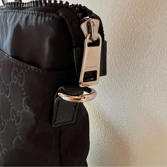 Gucci Tote - Picture 5 of 7